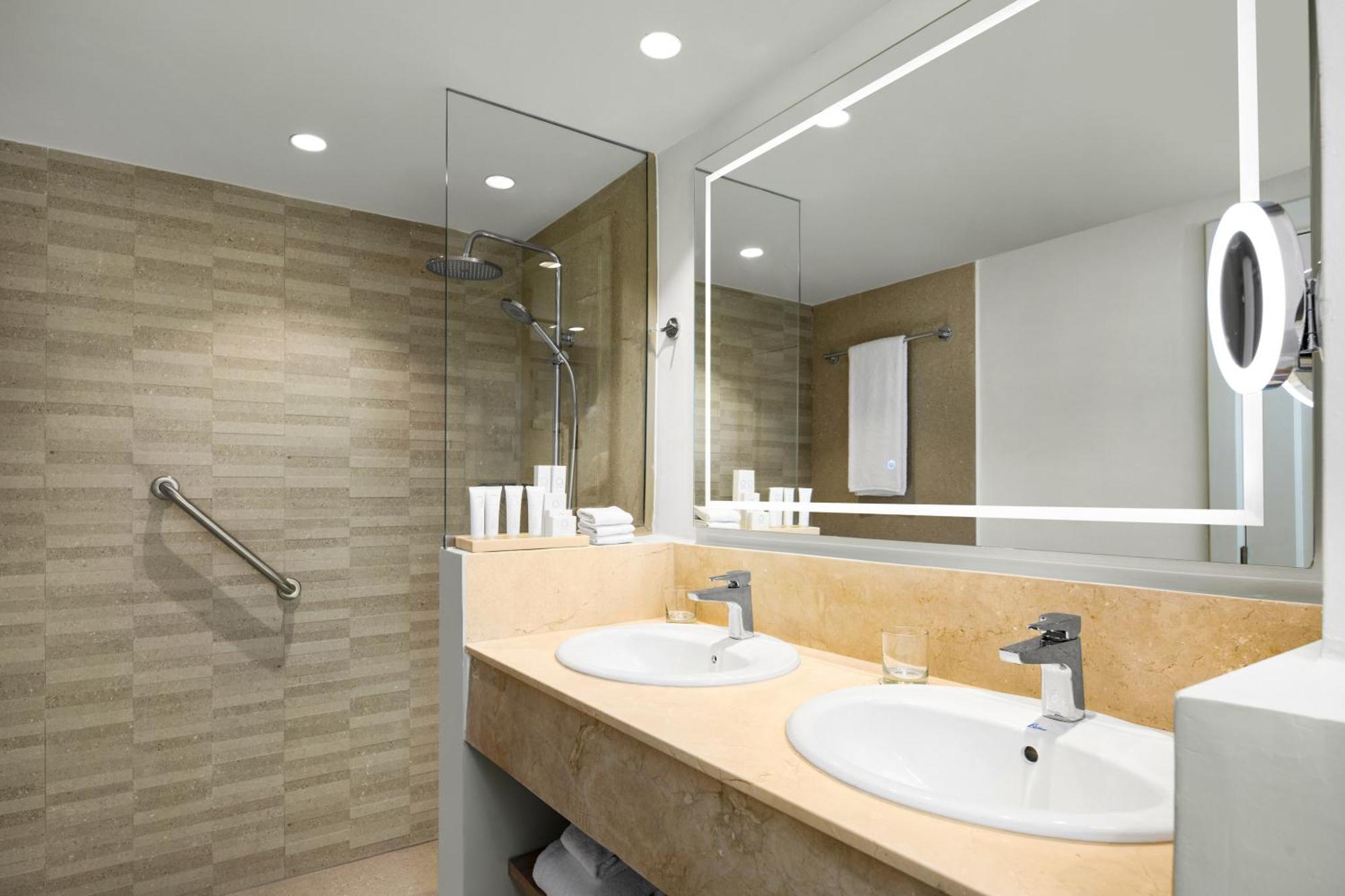 Two-Bedroom Club Suite Tropical or Partial Ocean View